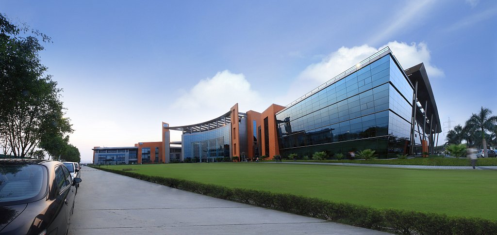 Exterior-3.JPG
